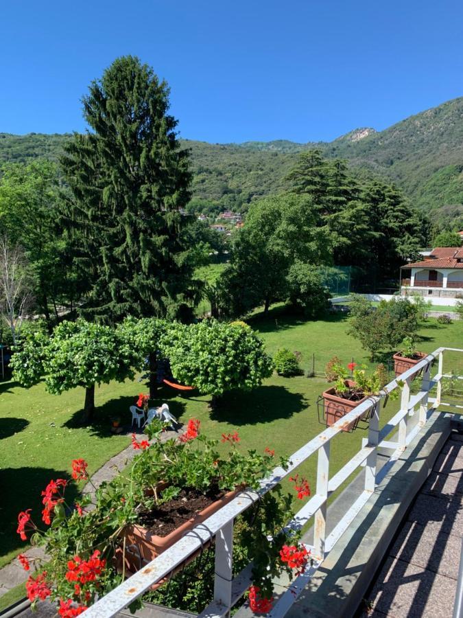 B&B Il Tempo Del Sogno Con Cani E Gatti Pet&Breakfast Baveno Exterior photo
